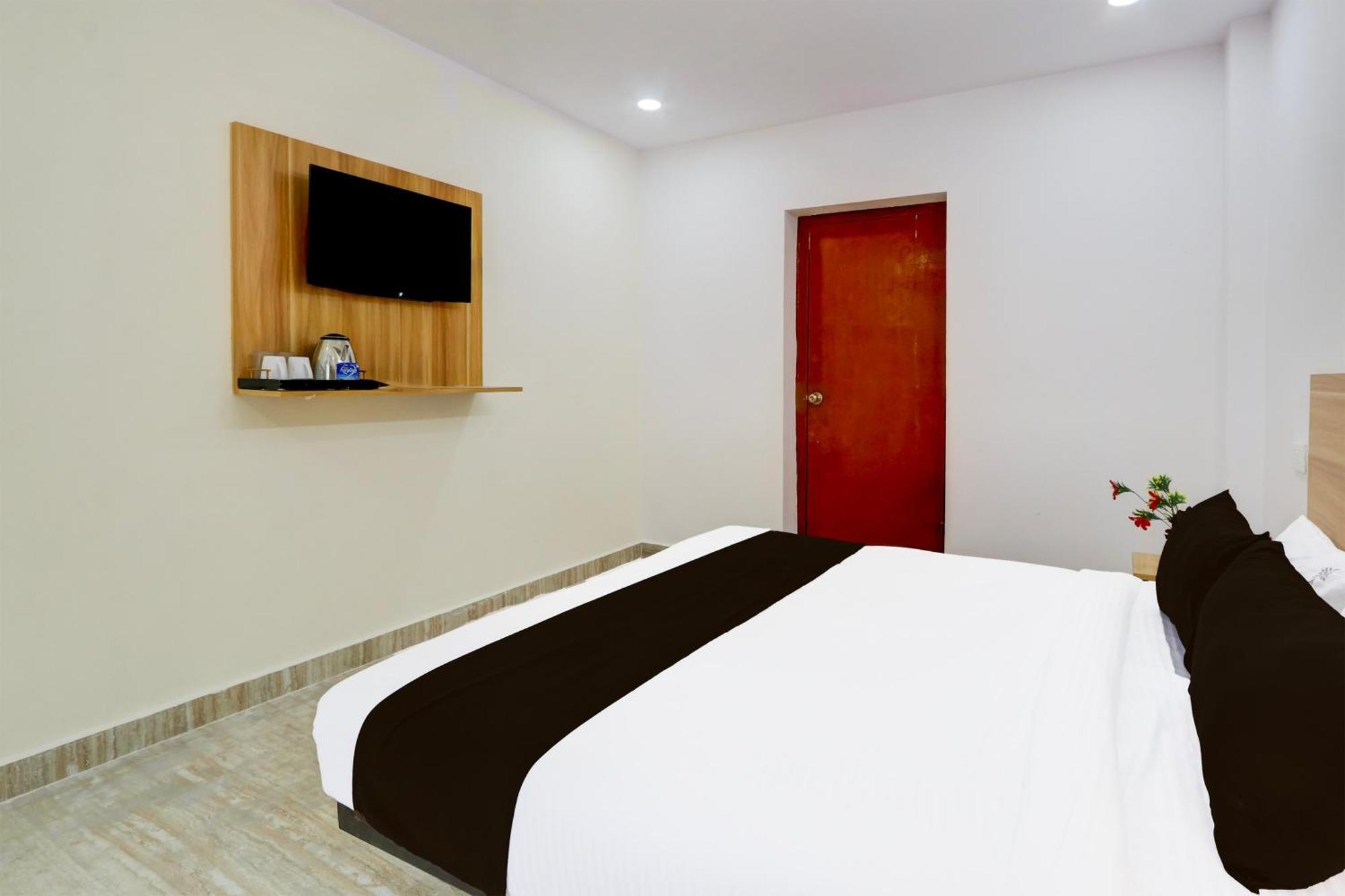 Hotel O Living Tree In Χιντεραμπάντ Εξωτερικό φωτογραφία