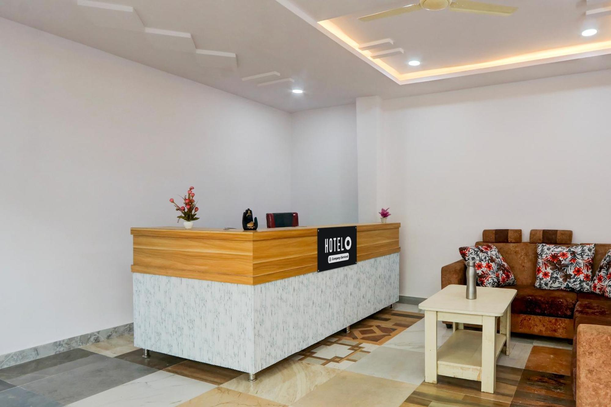 Hotel O Living Tree In Χιντεραμπάντ Εξωτερικό φωτογραφία